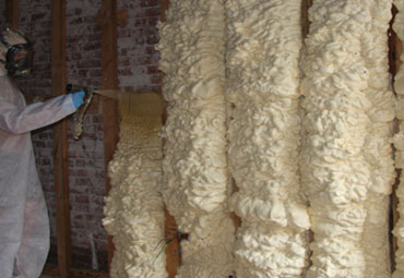 Types of Spray Foam in Yellowknife